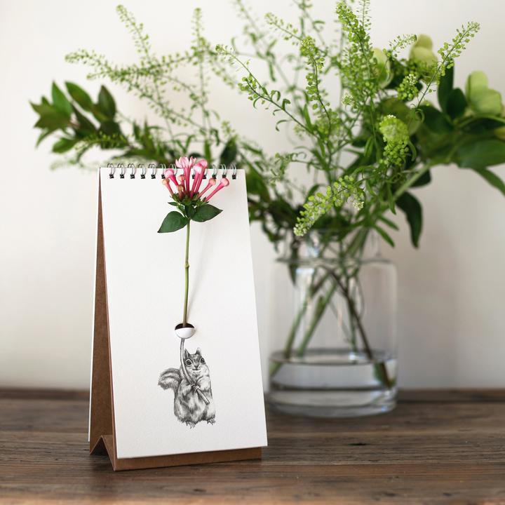 Flip Table Vase - 7 Furry Friends - Bumble Plants